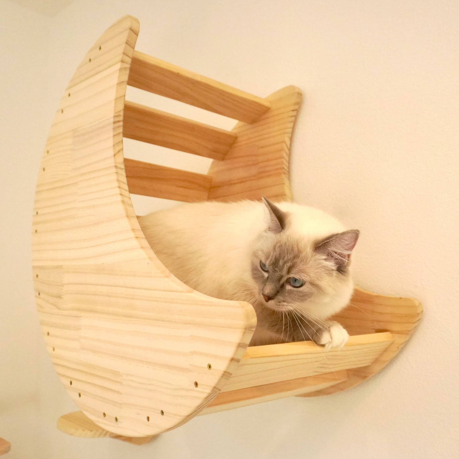 Lune ルーネ 【月型ベッド】