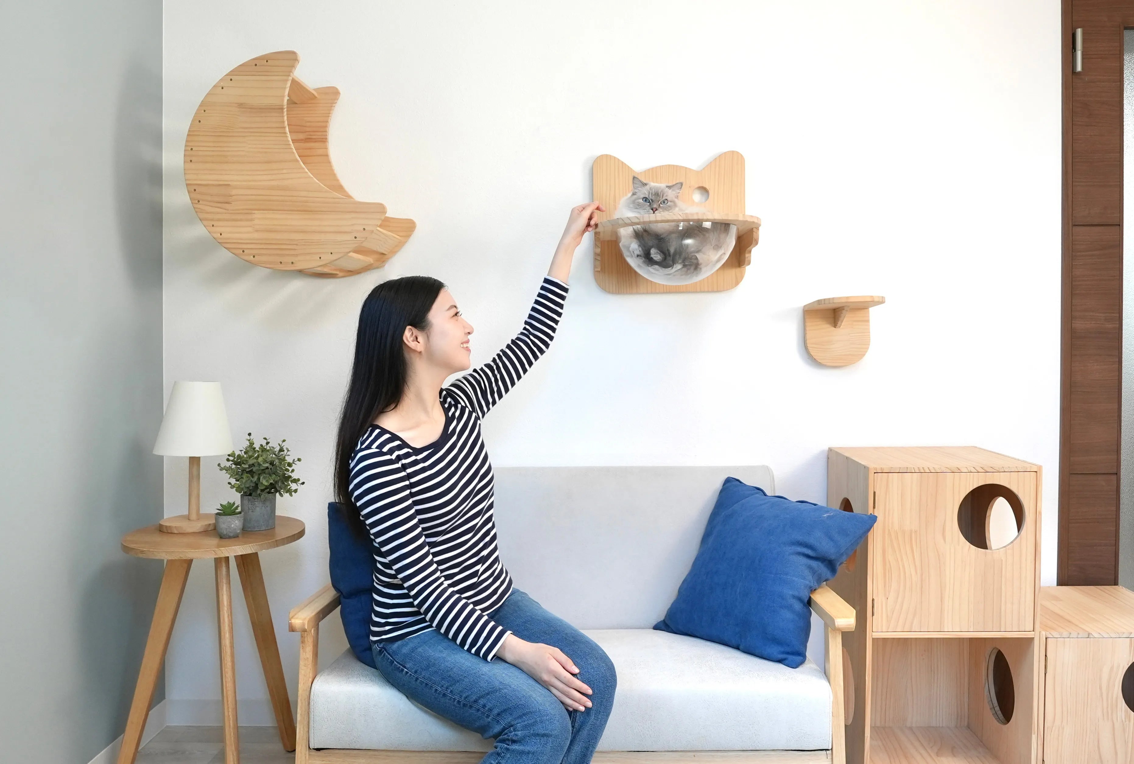 キャットウォークを賃貸に|穴あけ不要の猫家具 NEKOIRI(ネコイリ) キャットウォークを賃貸に|穴あけ不要の猫家具 NEKOIRI(ネコイリ)